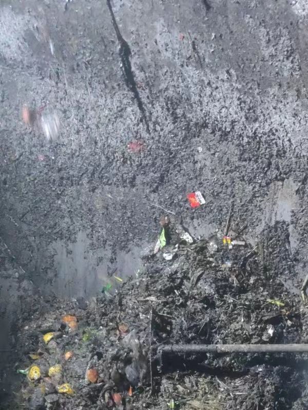 环翠污水池清理